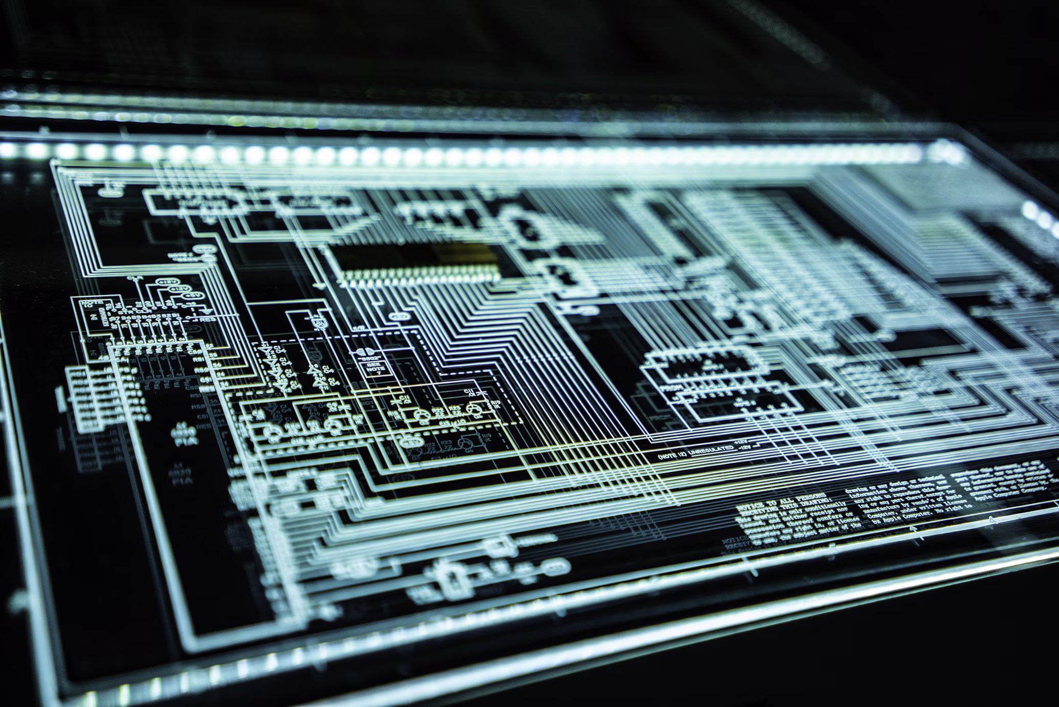Ciberseguridad, firewalls y protección de datos corporativos